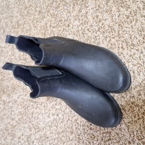 J Crew Rubber Chelsea Boots Size 7